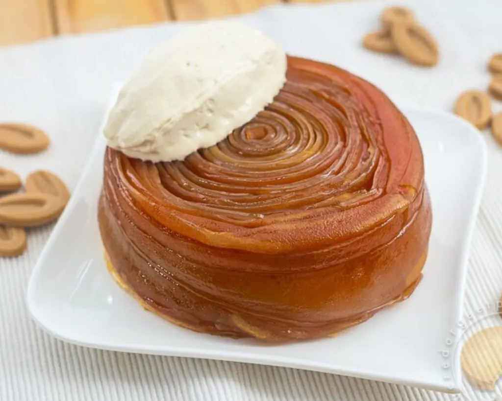 Tarte tatin et sa crème glacée